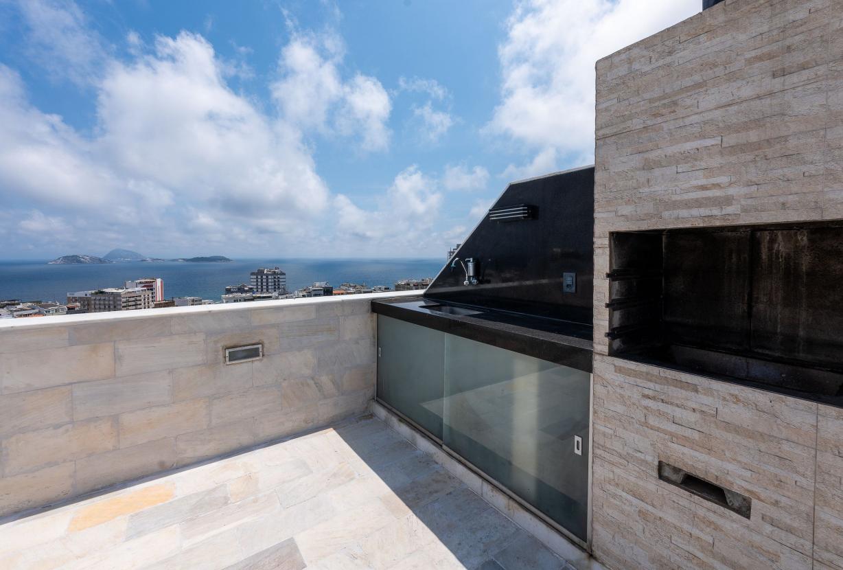Rio372 - Duplex Penthouse with Pool & Ocean Views