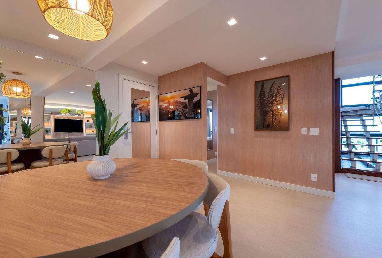 Rio037 - Cobertura de 3 quartos em Arpoador