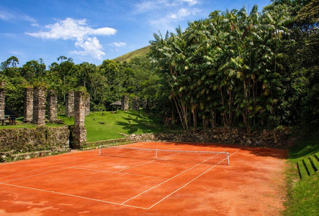 Ang054 - Santuario Privado en Porto Frade