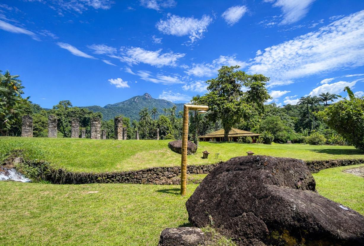 Ang054 - Santuario Privado en Porto Frade