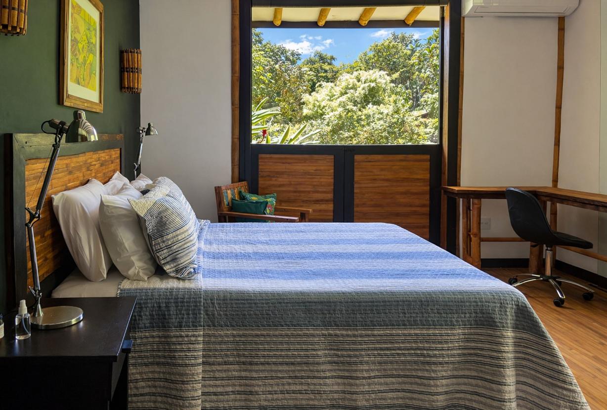 Ang054 - Santuario Privado en Porto Frade