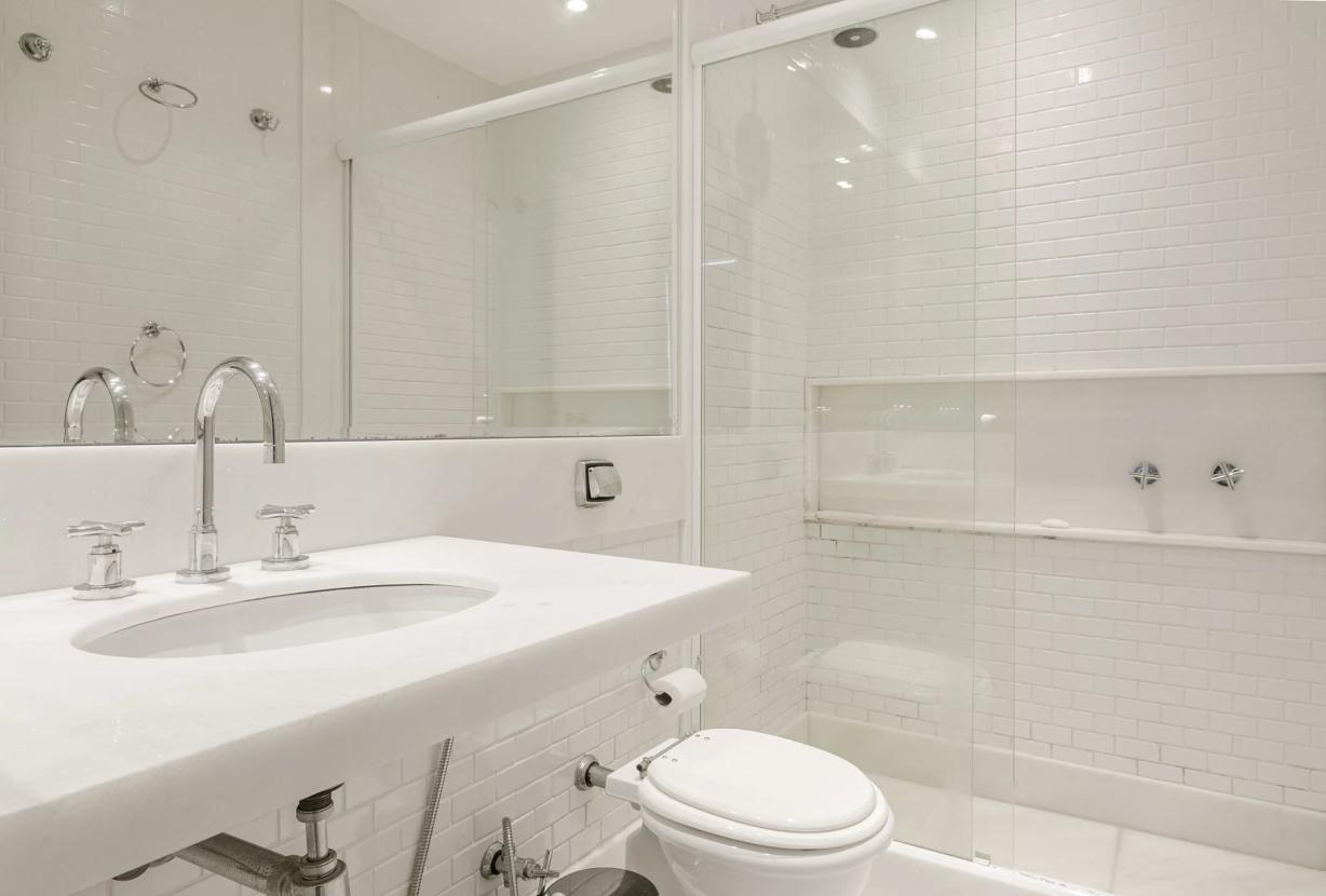 Rio257 - Duplex Penthouse facing Station 9 with sea view in Ipanema