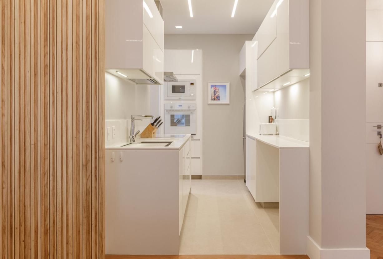 Rio268 - Charming apartment with lateral sea view – Leblon