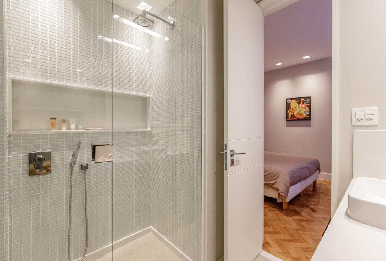 Rio268 - Charming apartment with lateral sea view – Leblon