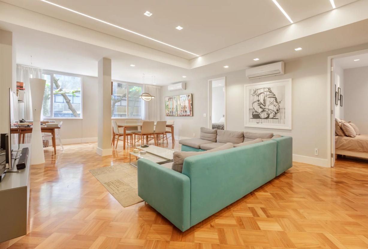 Rio268 - Charming apartment with lateral sea view – Leblon