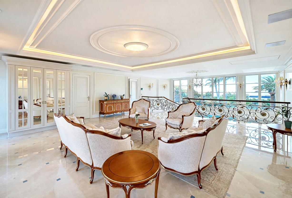 Azu058 - Sumptuous Belle Époque Palace in Cannes