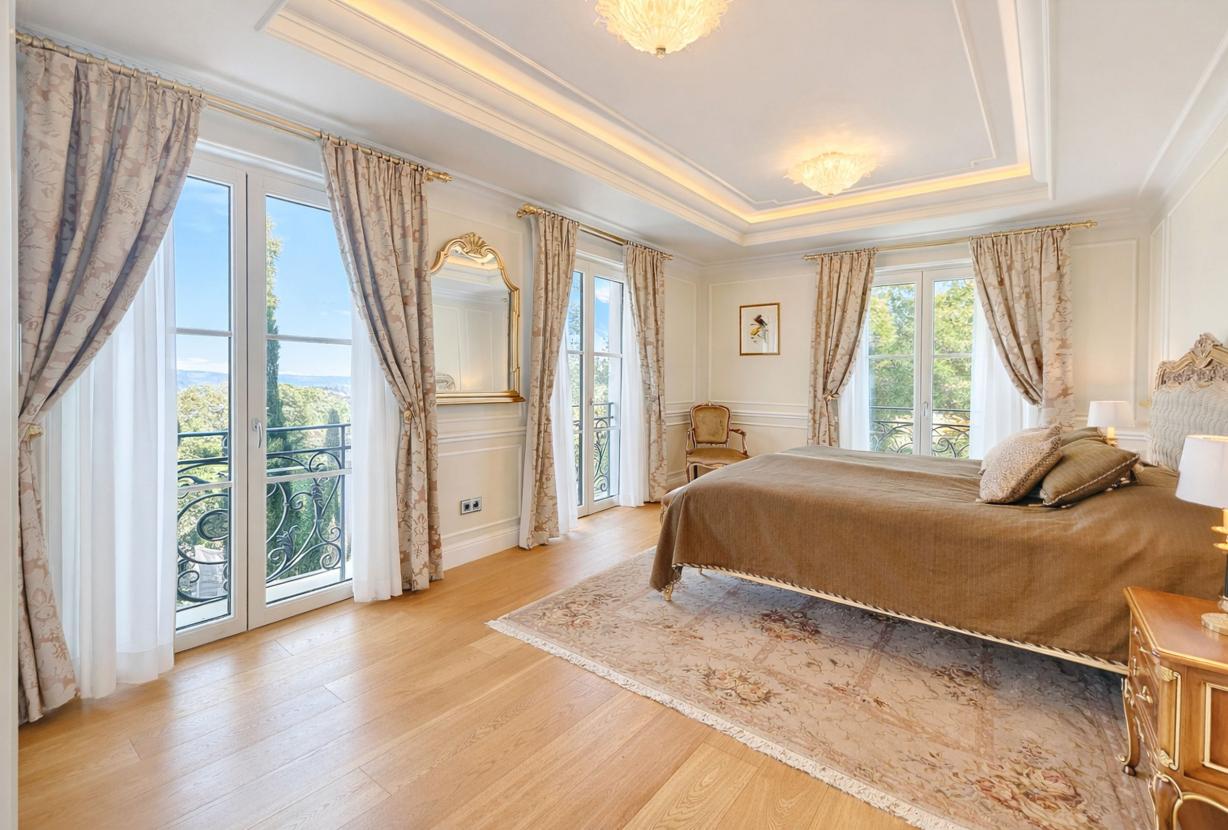 Azu058 - Sumptuous Belle Époque Palace in Cannes