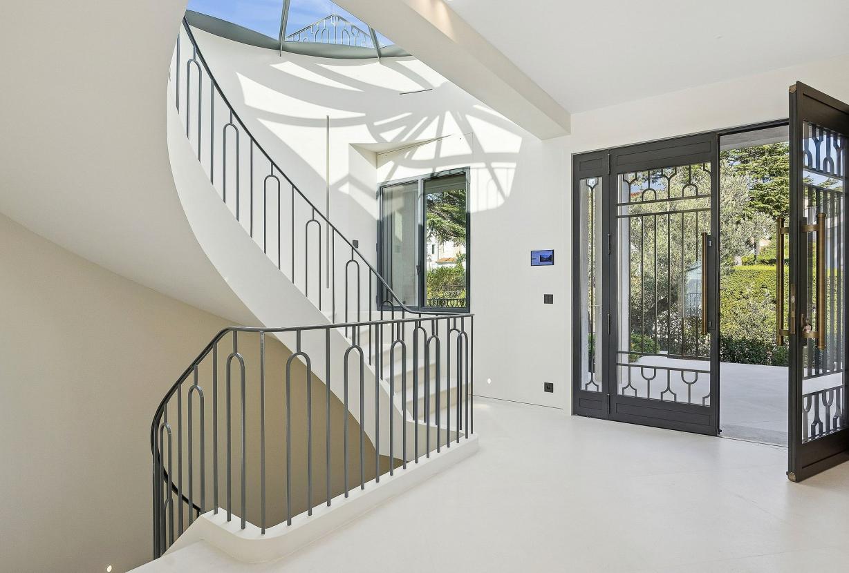 Azu089 - Neo-Provençal Villa with Panoramic Views