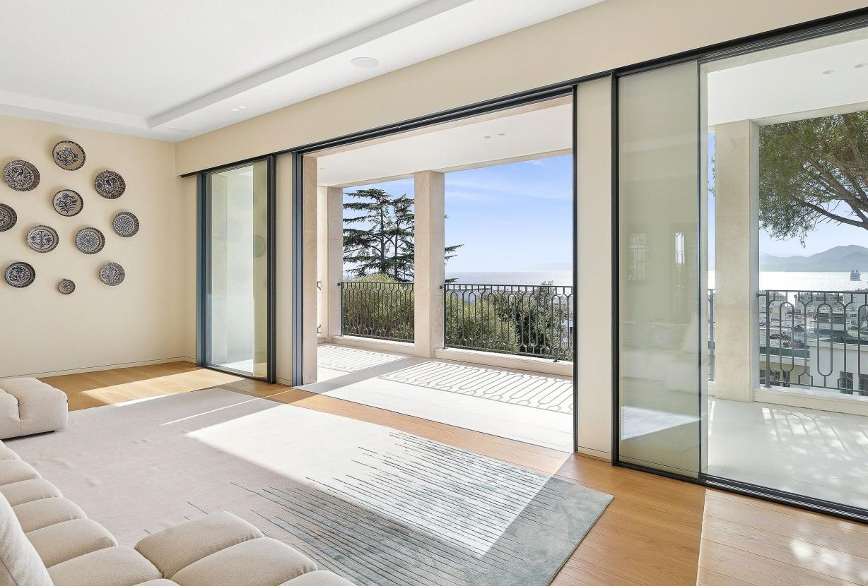 Azu089 - Neo-Provençal Villa with Panoramic Views