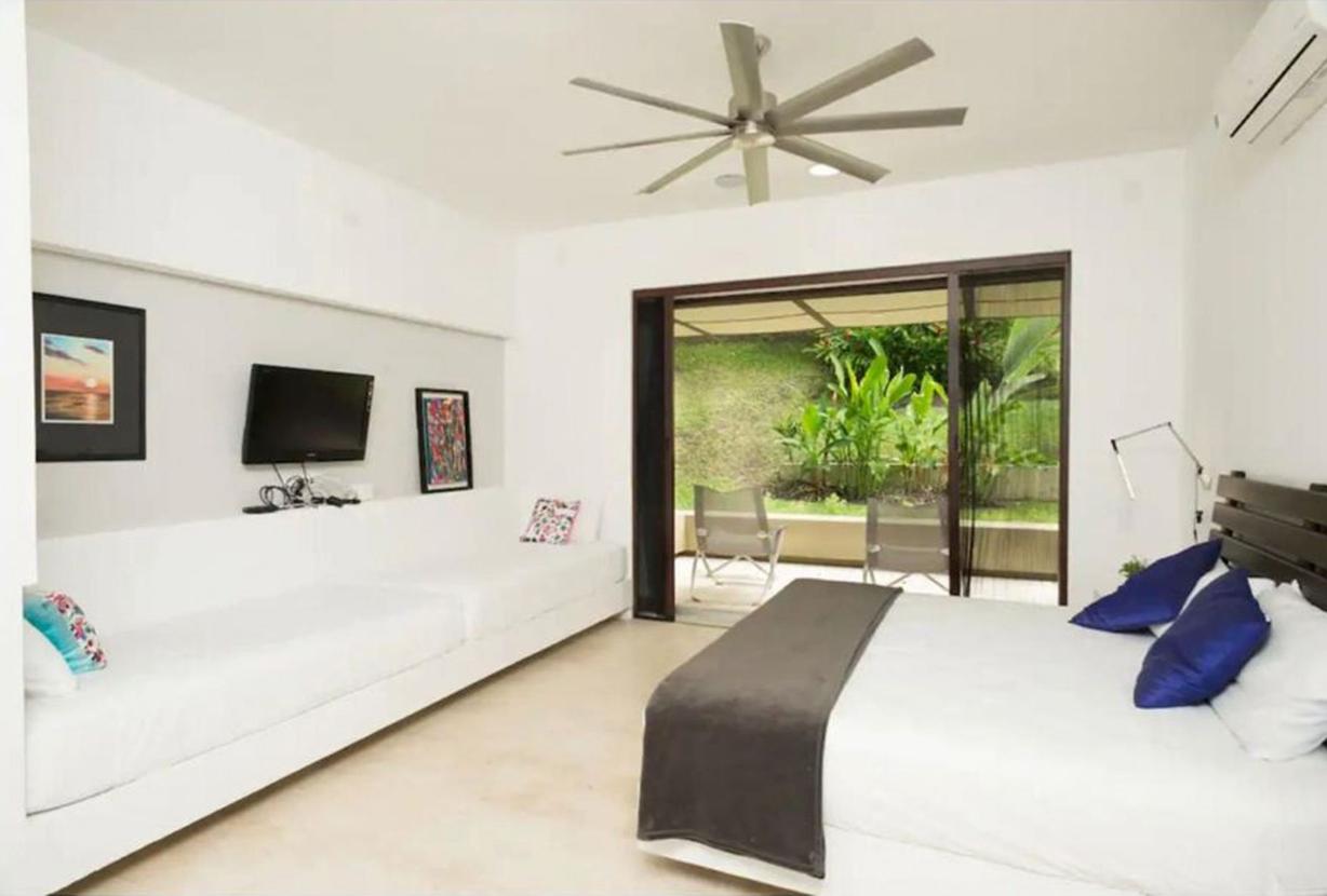 Anp083 – Contemporary villa with pool in Mesa de Yeguas