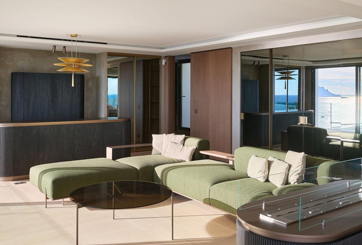 Azu090 – Villa contemporaine avec vue mer à Cannes