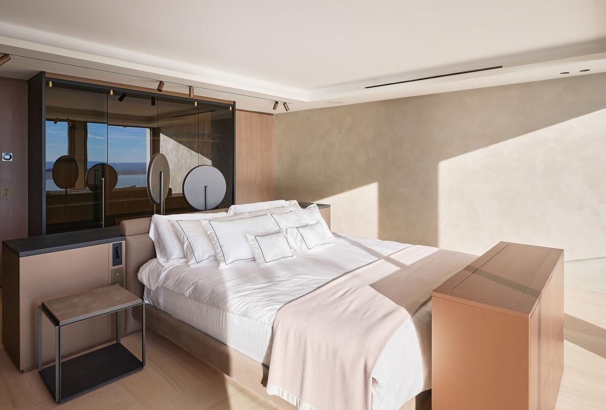 Azu090 – Villa contemporaine avec vue mer à Cannes