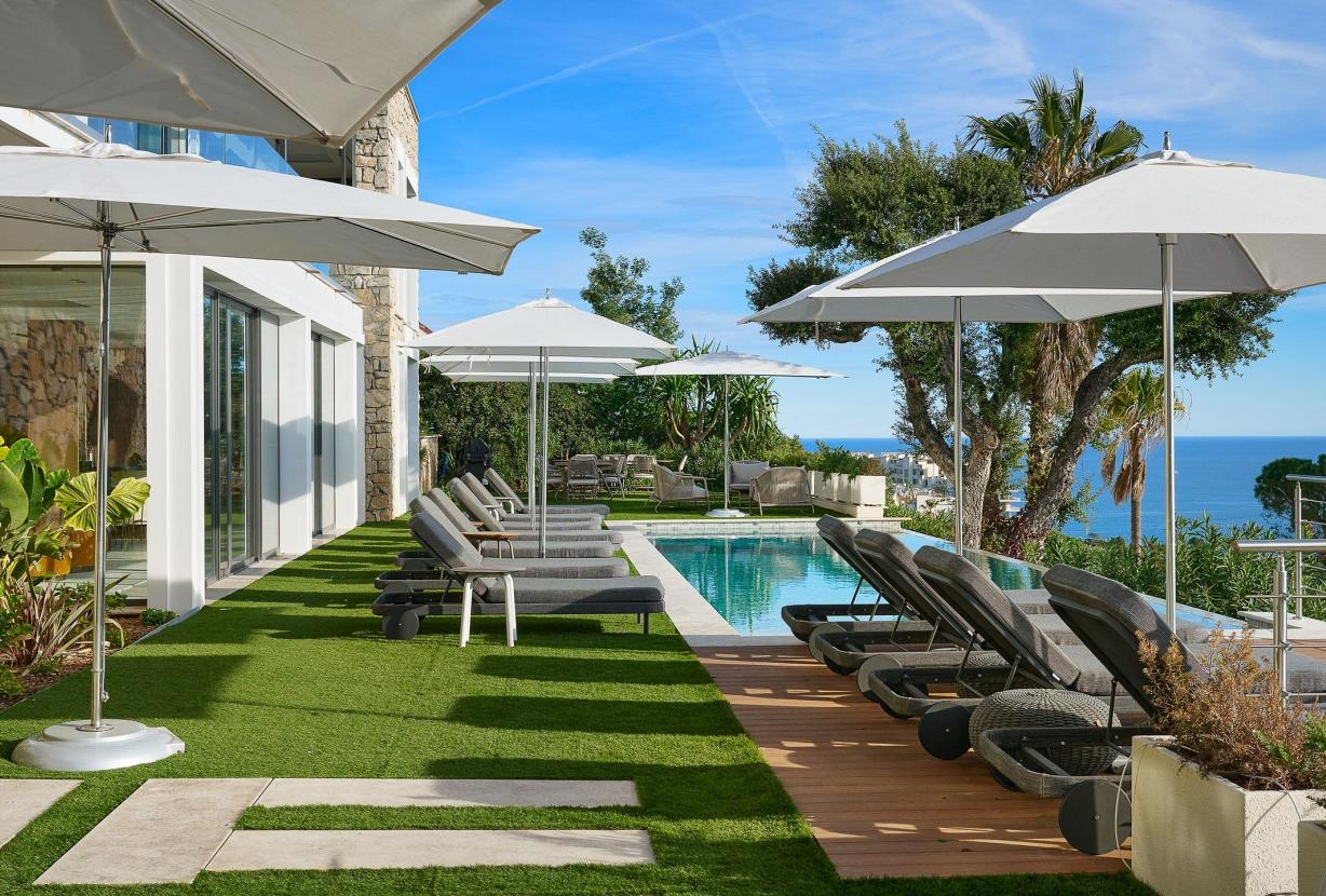 Azu090 – Contemporary sea view villa in Cannes