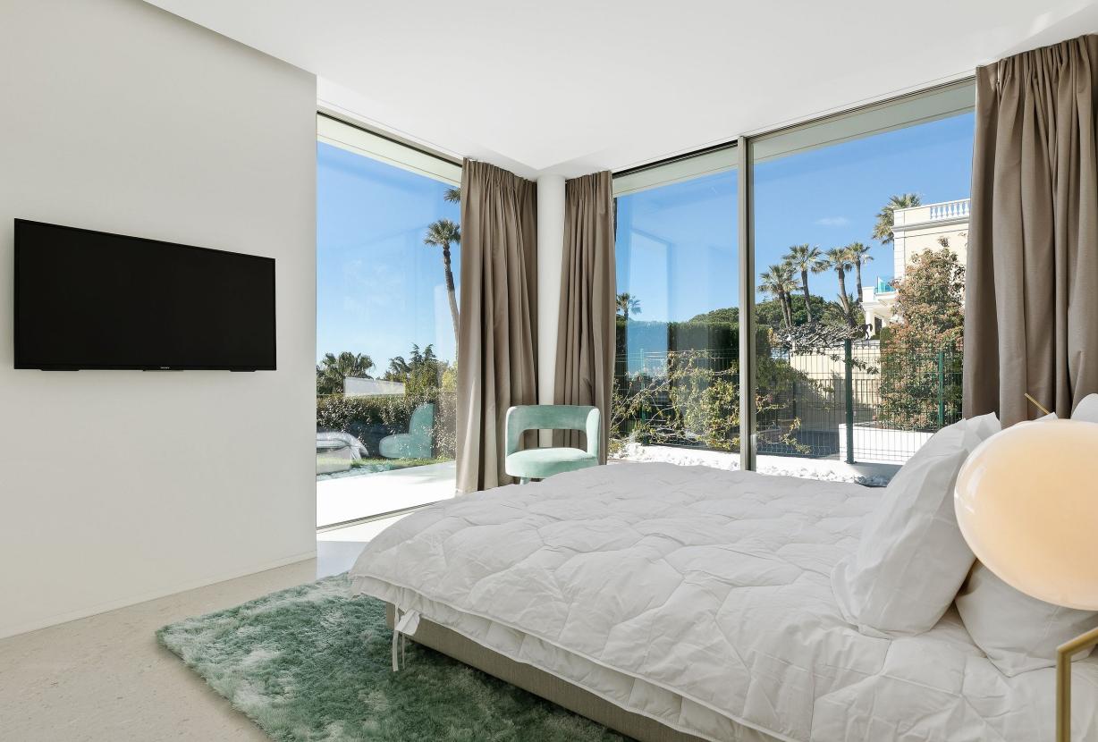 Azu195 – Panoramic sea view luxury villa in Cannes
