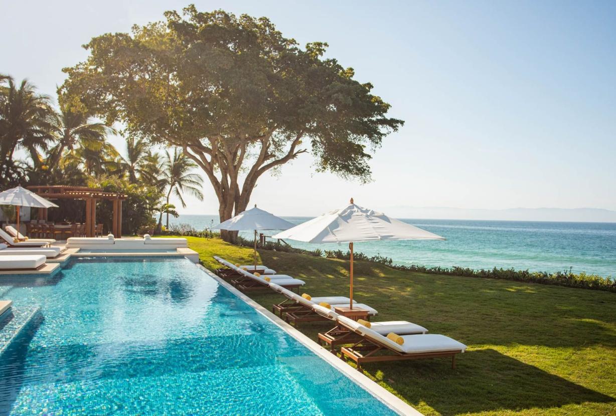 Ptm026 – Amplia villa frente al mar en Ranchos Estates