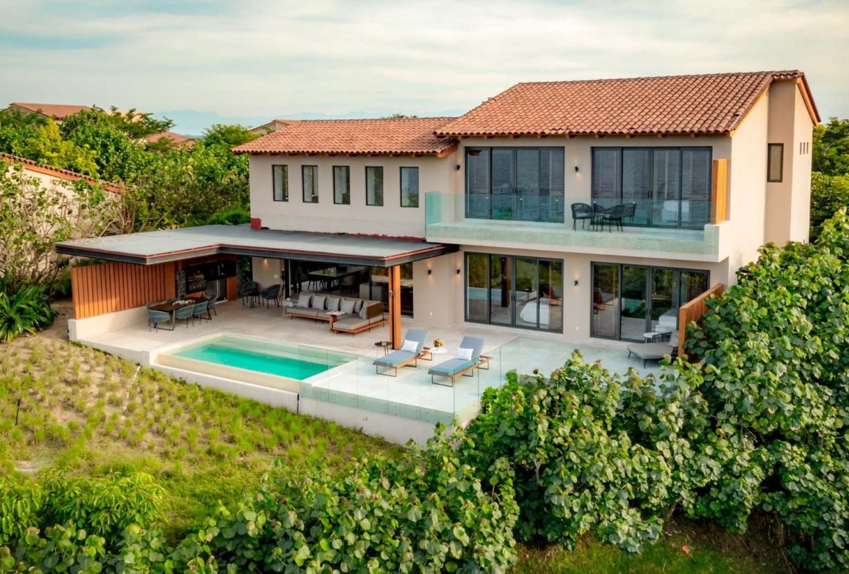 Ptm038 – Ocean-view villa in Iyari Estates, Punta Mita