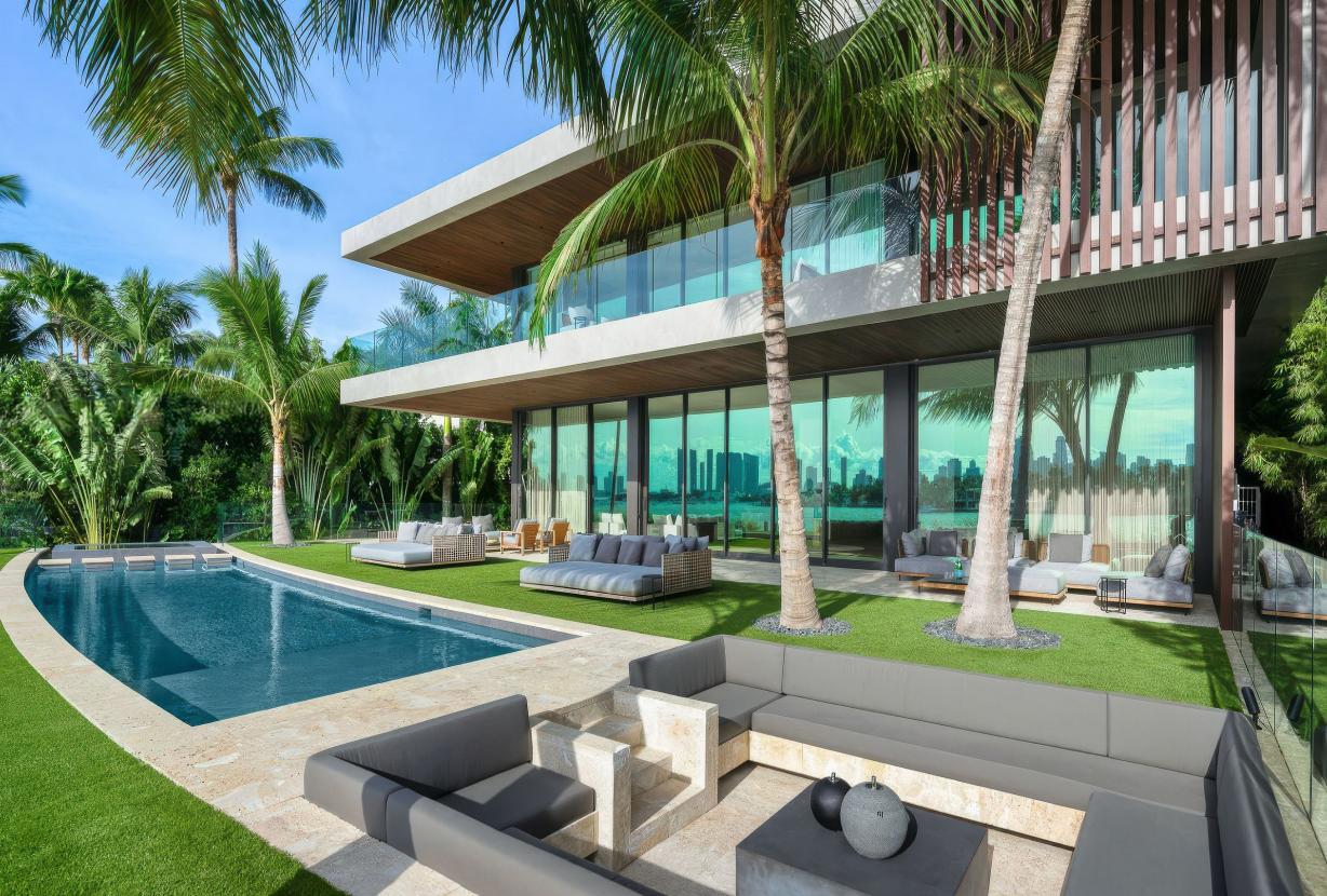 Mia006 - Designer Waterfront Residence in Miami