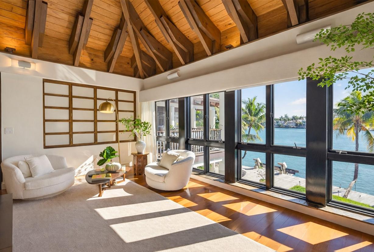 Mia010 - Waterfront Wellness Villa in Miami