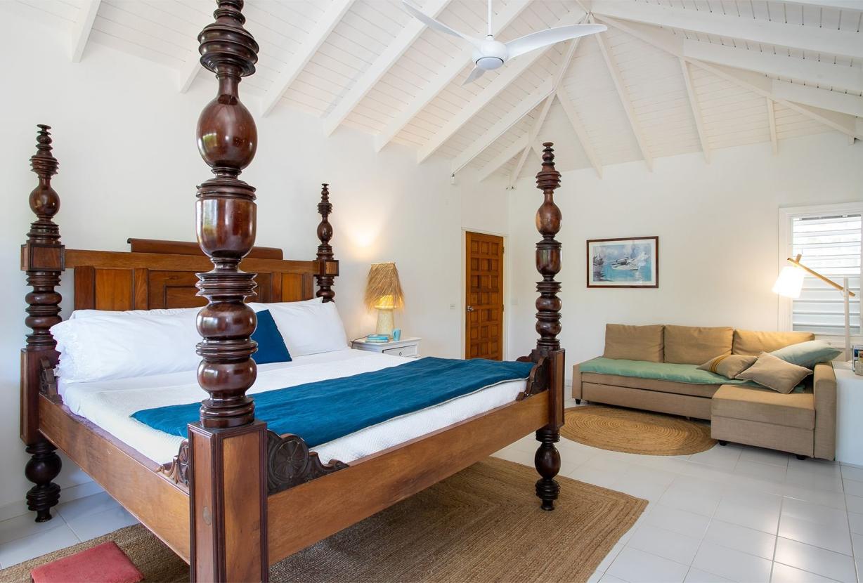 Sxm036 – Colonial-style villa with ocean views in Terres Basses