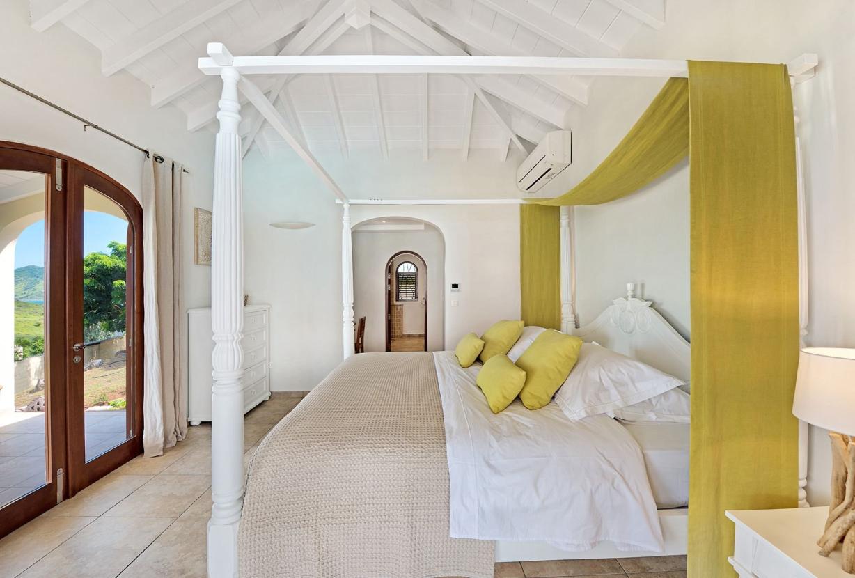 Sxm037 – Elegant villa with ocean views near Happy Bay