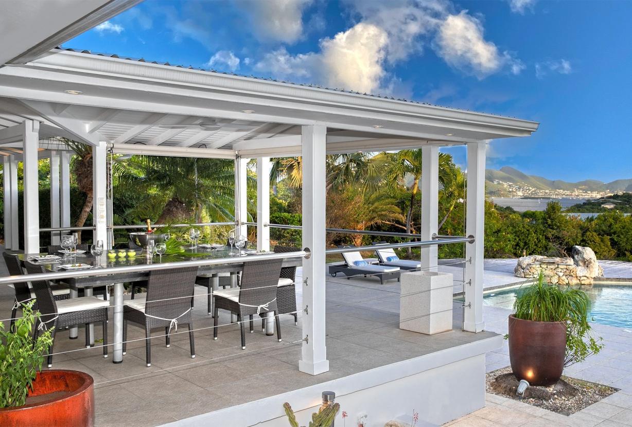 Sxm040 – Élégante villa avec vue sur le lagon à Terres Basses