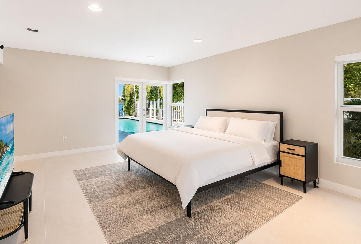 Mia016 - Waterfront Estate with Bay Views in Miami