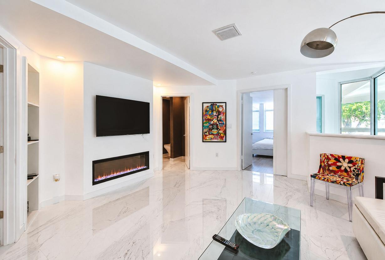 Mia019 - Modern Waterfront House in Fort Lauderdale