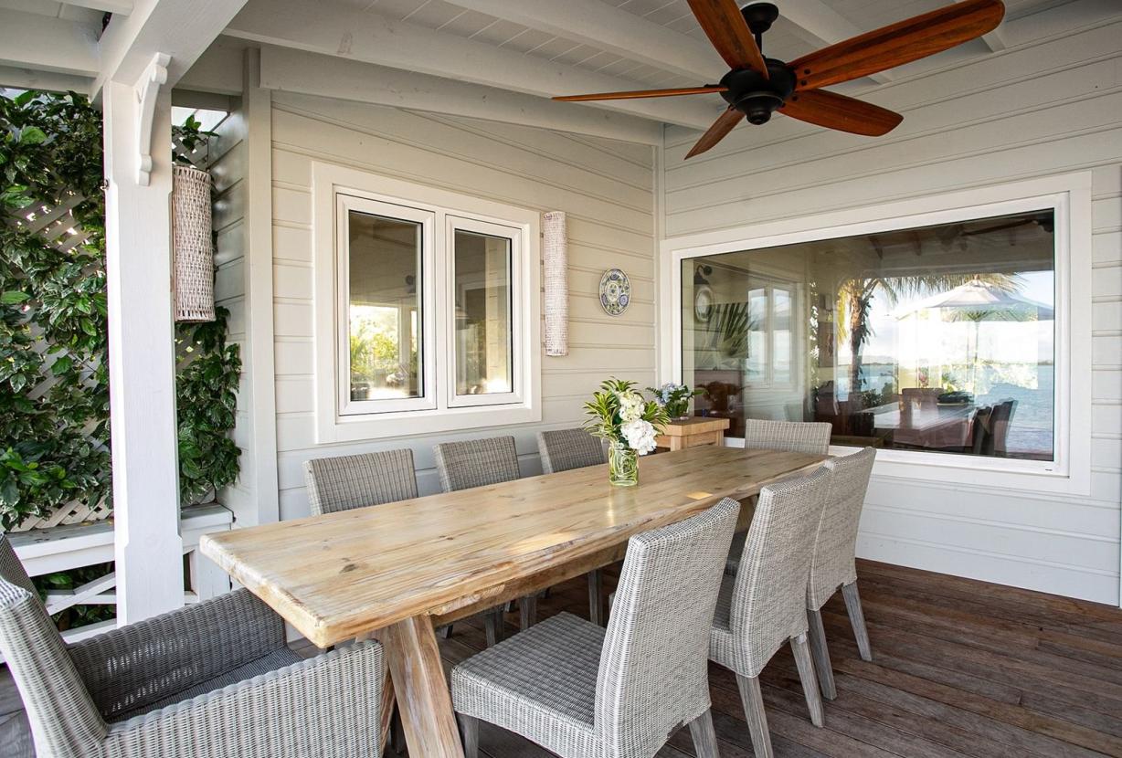 Bhs022 - Oceanfront cottage with infinity pool in Great Exuma