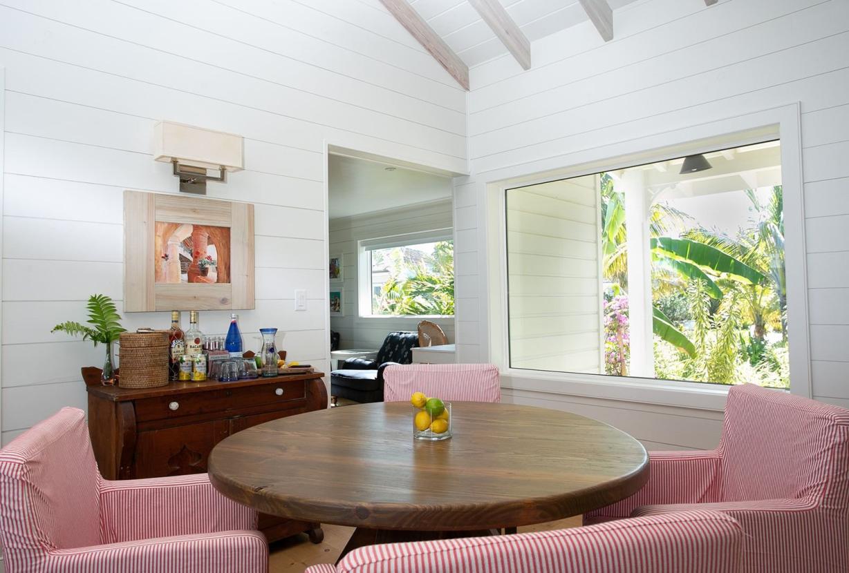Bhs022 - Oceanfront cottage with infinity pool in Great Exuma