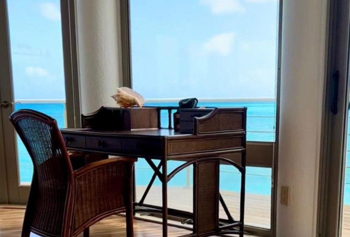 Bhs025 - Beachfront villa with ocean views in Exuma