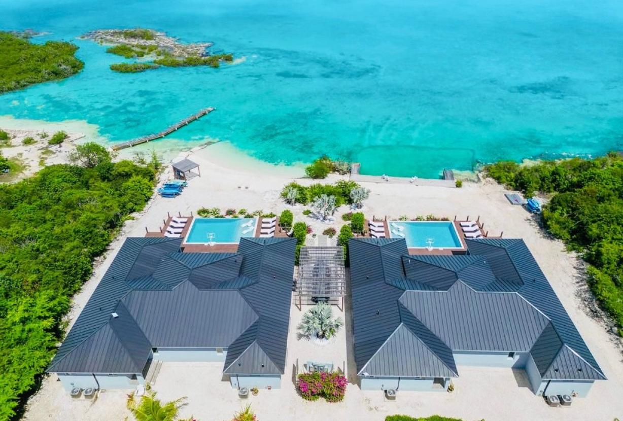 Bhs030 - Luxury beachfront villa with private dock in Exuma