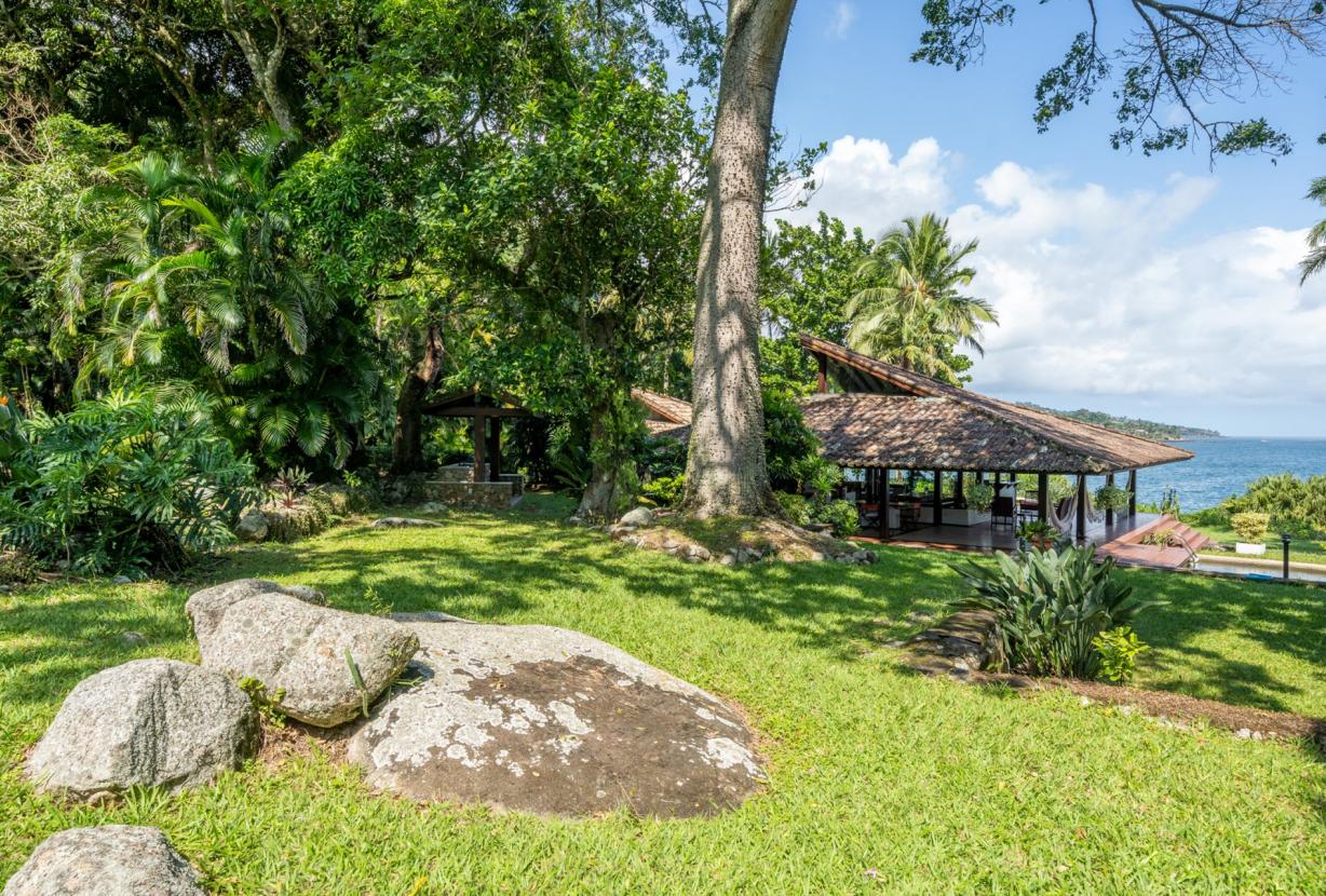 Sao601 - Casa frente al mar en medio de la naturaleza en Ilhabela