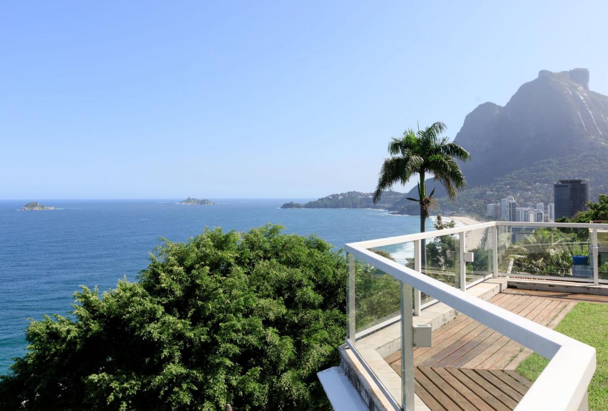 Rio106 - Mansão com vista incrível para o mar em São Conrado