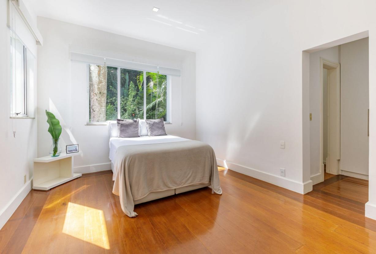 Rio106 - Villa with breathtaking sea view in São Conrado