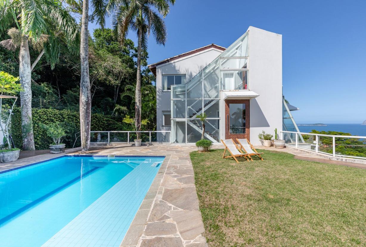 Rio106 - Mansão com vista incrível para o mar em São Conrado