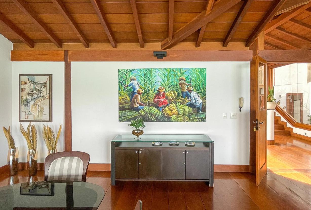 Buz207 - Casa com vistas deslumbrantes sobre o mar