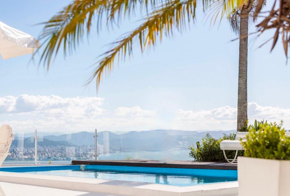 Flo578 - Casa de luxo com vista panorâmica em Florianópolis