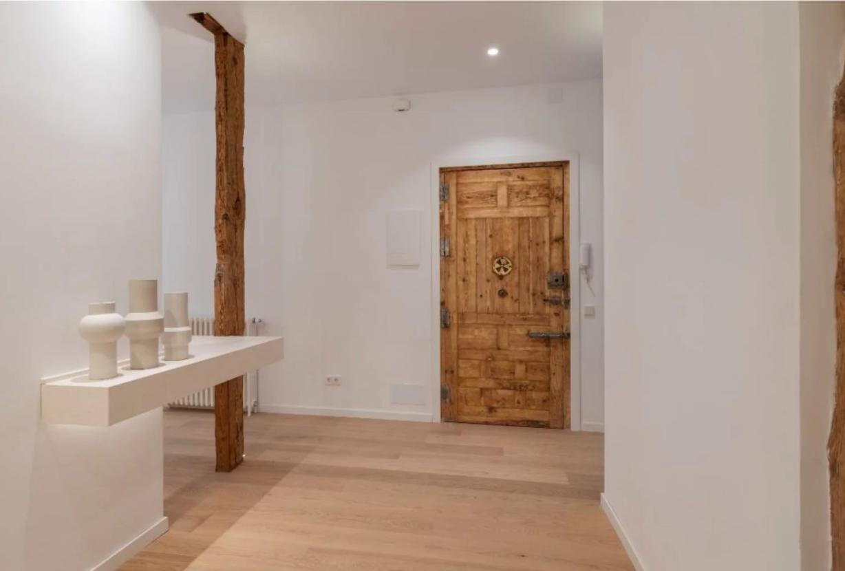 Exclusive brand new loft-style apartment designed by architects