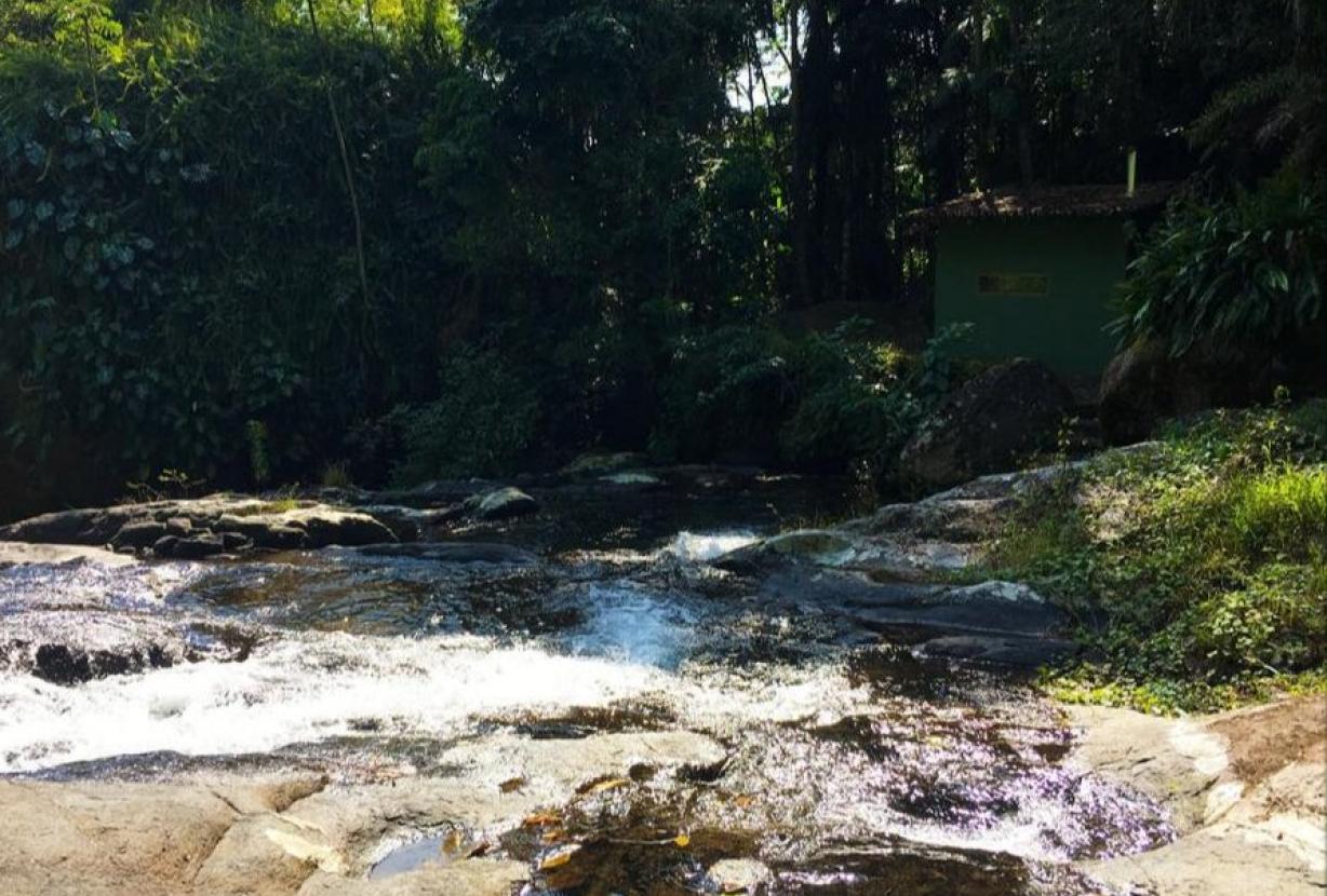 Pty012 -  Aconchegante sítio junto à natureza em Paraty