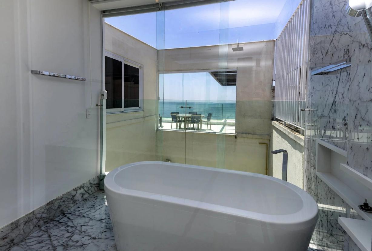 Rio064 - Luxurious Penthouse in Copacabana