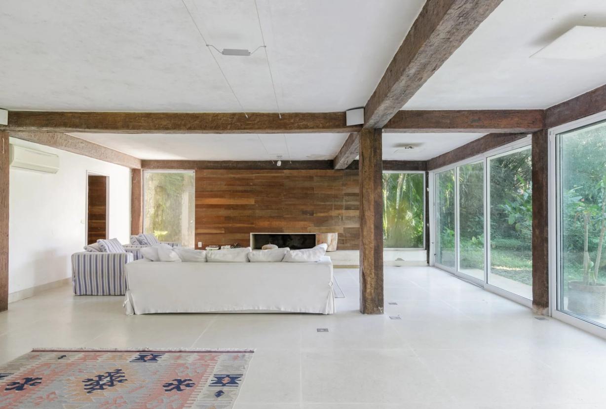 Rio132 - House in the middle of nature in São Conrado