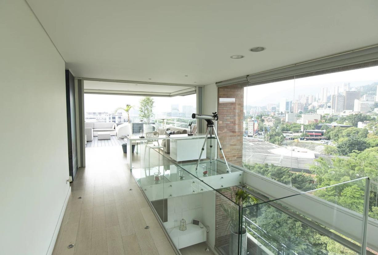 Med042 - Penthouse  de 1 cuarto para alquiler en Medellín