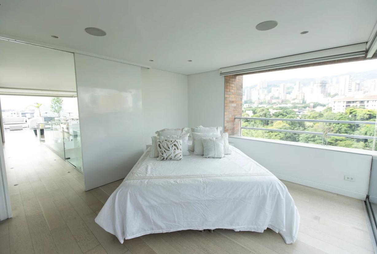 Med042 - Penthouse  de 1 cuarto para alquiler en Medellín