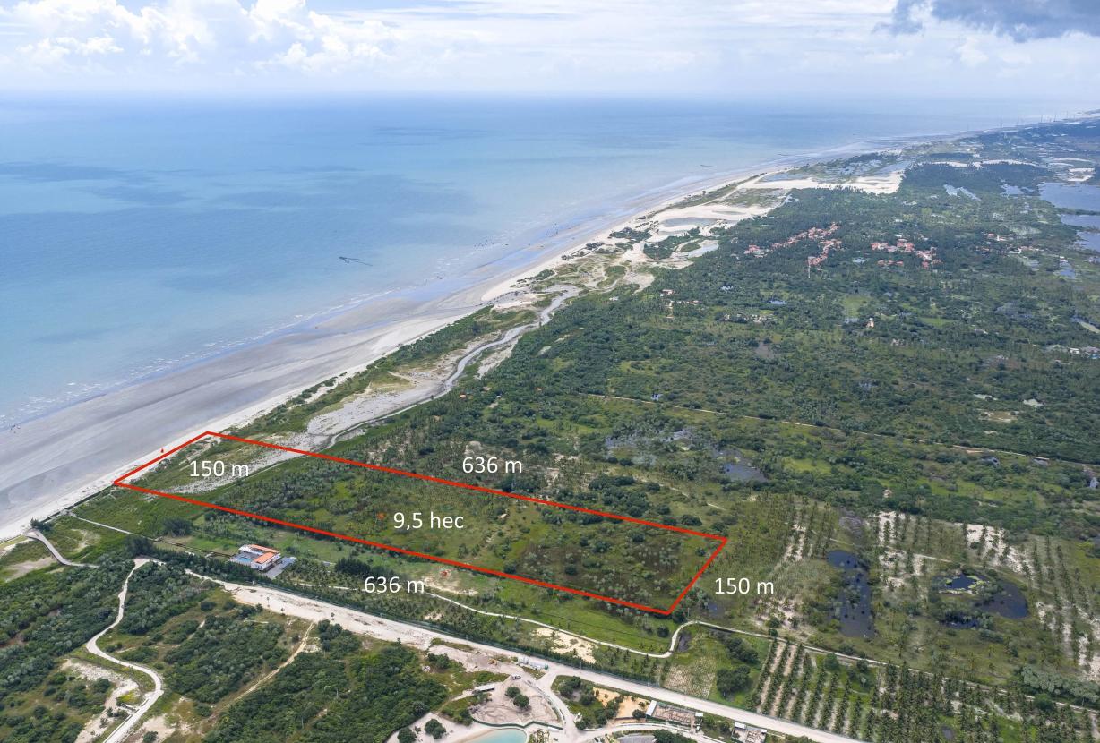 Pre001 - Last large plot of land facing the sea on Preá beach