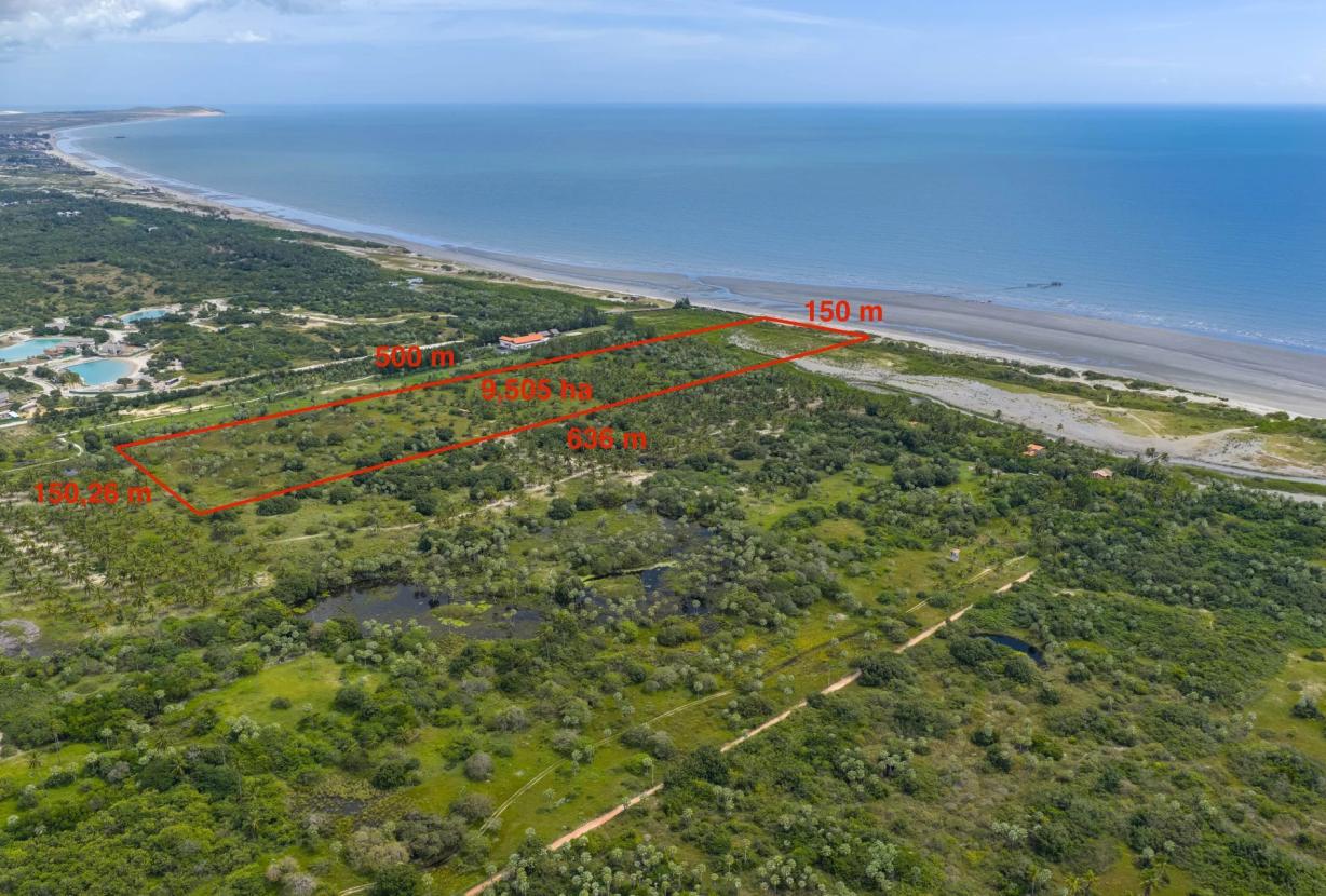 Cea072 - Último grande terreno de frente para o mar na praia de Preá