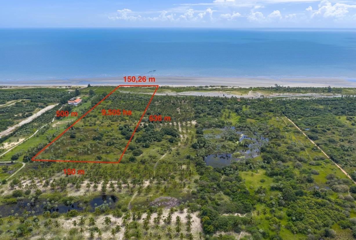 Cea072 - Último grande terreno de frente para o mar na praia de Preá