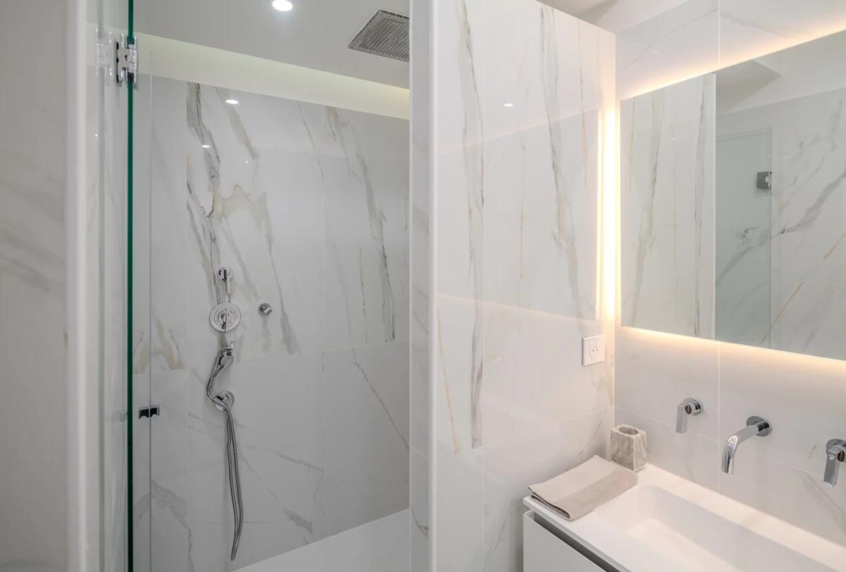 Par024 - Residencia de alto standing en Avenida Montaigne