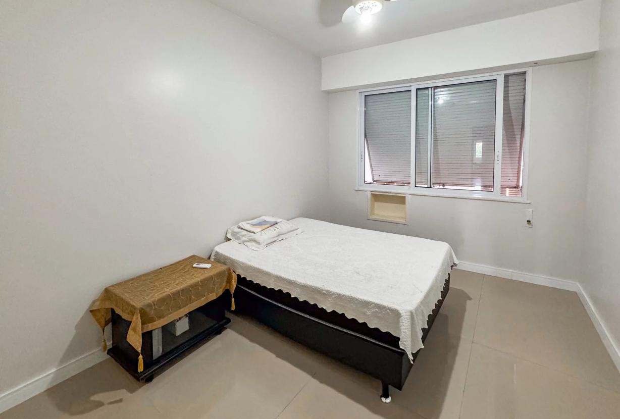 Rio393 - Charmoso apartamento beira-mar em Copacabana