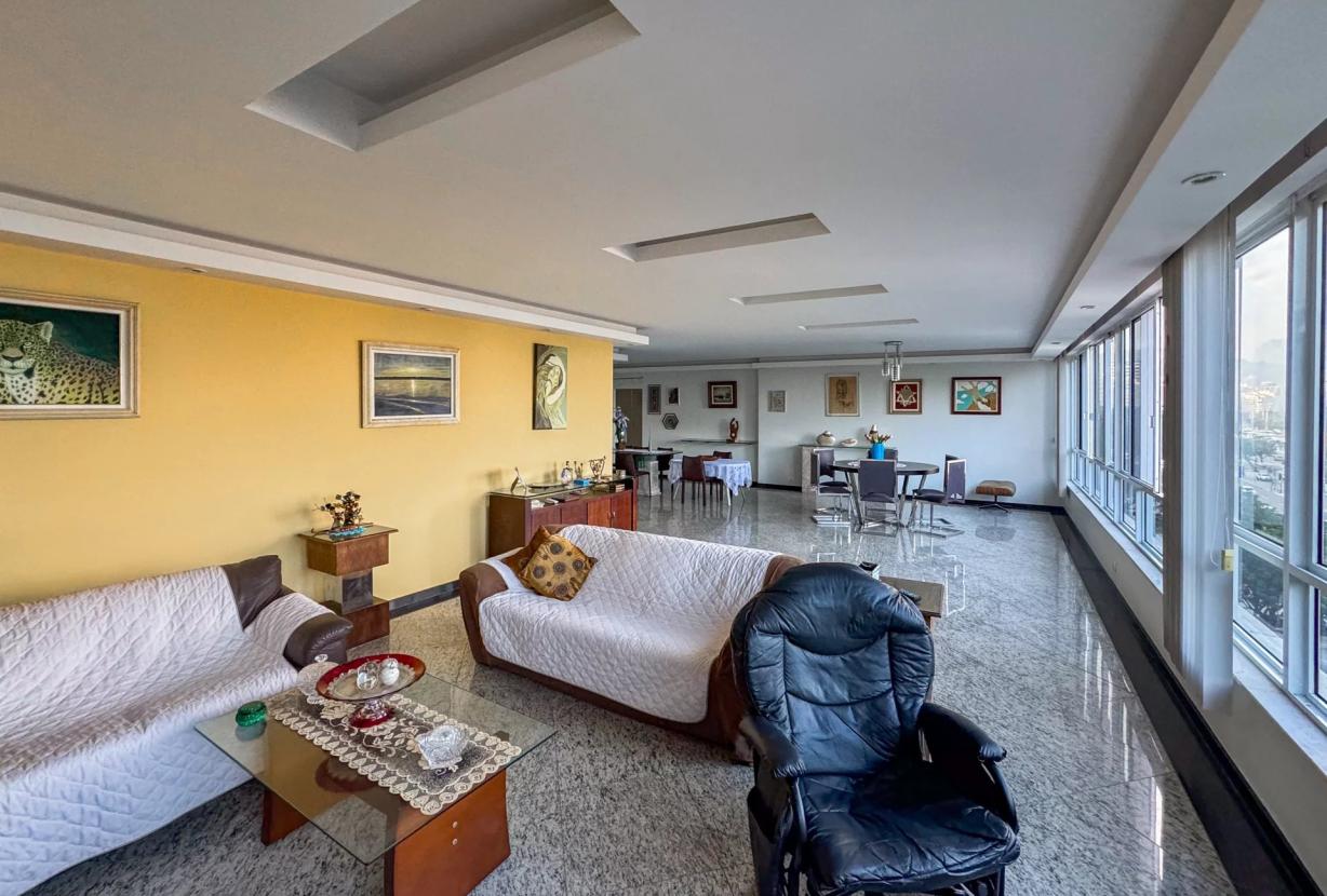 Rio393 - Charmoso apartamento beira-mar em Copacabana