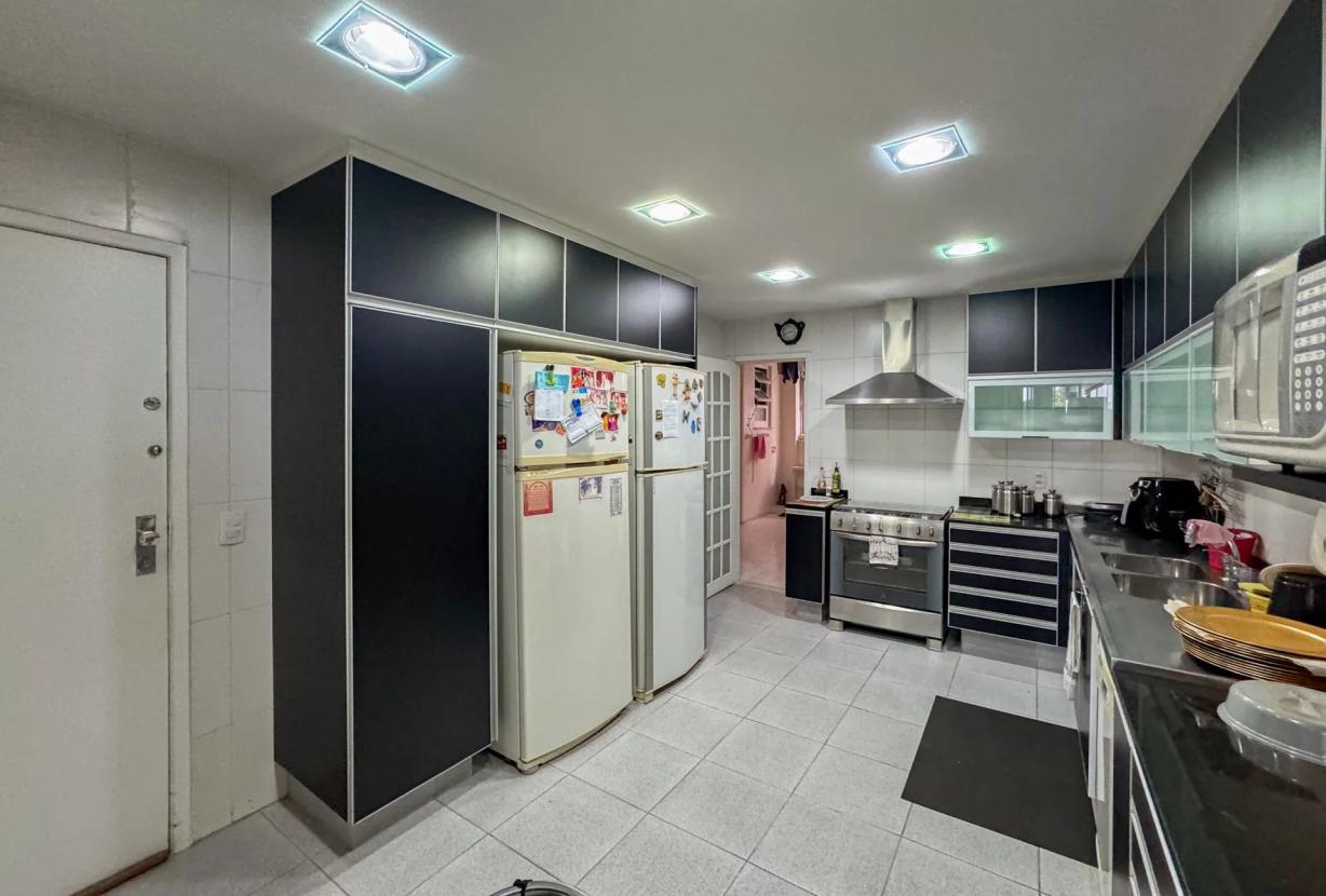 Rio393 - Charmoso apartamento beira-mar em Copacabana